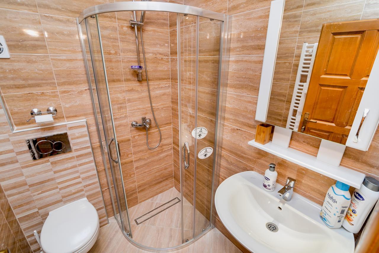 Apartments Villa Jovanka Херцег-Нови Экстерьер фото