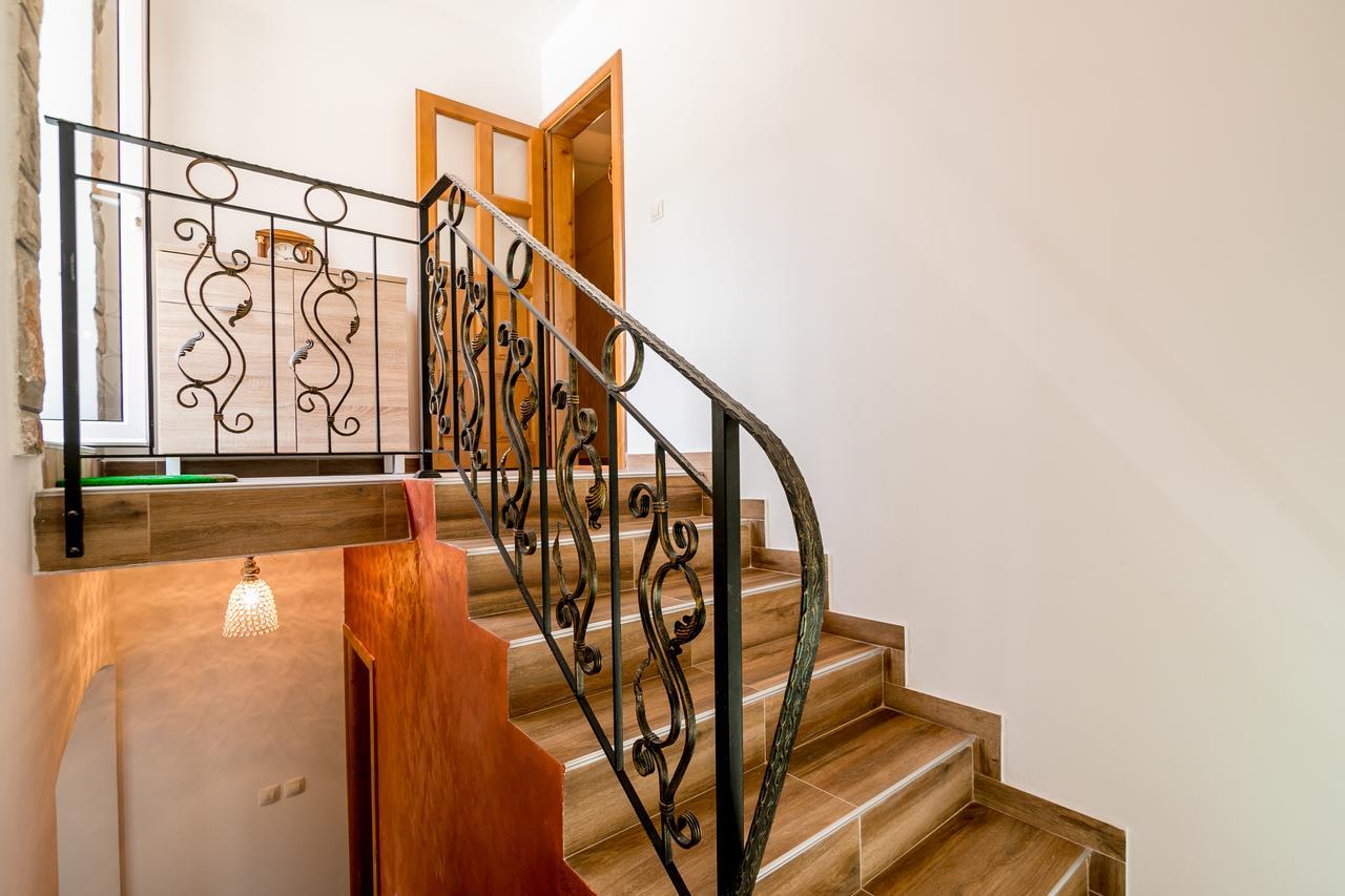 Apartments Villa Jovanka Херцег-Нови Экстерьер фото